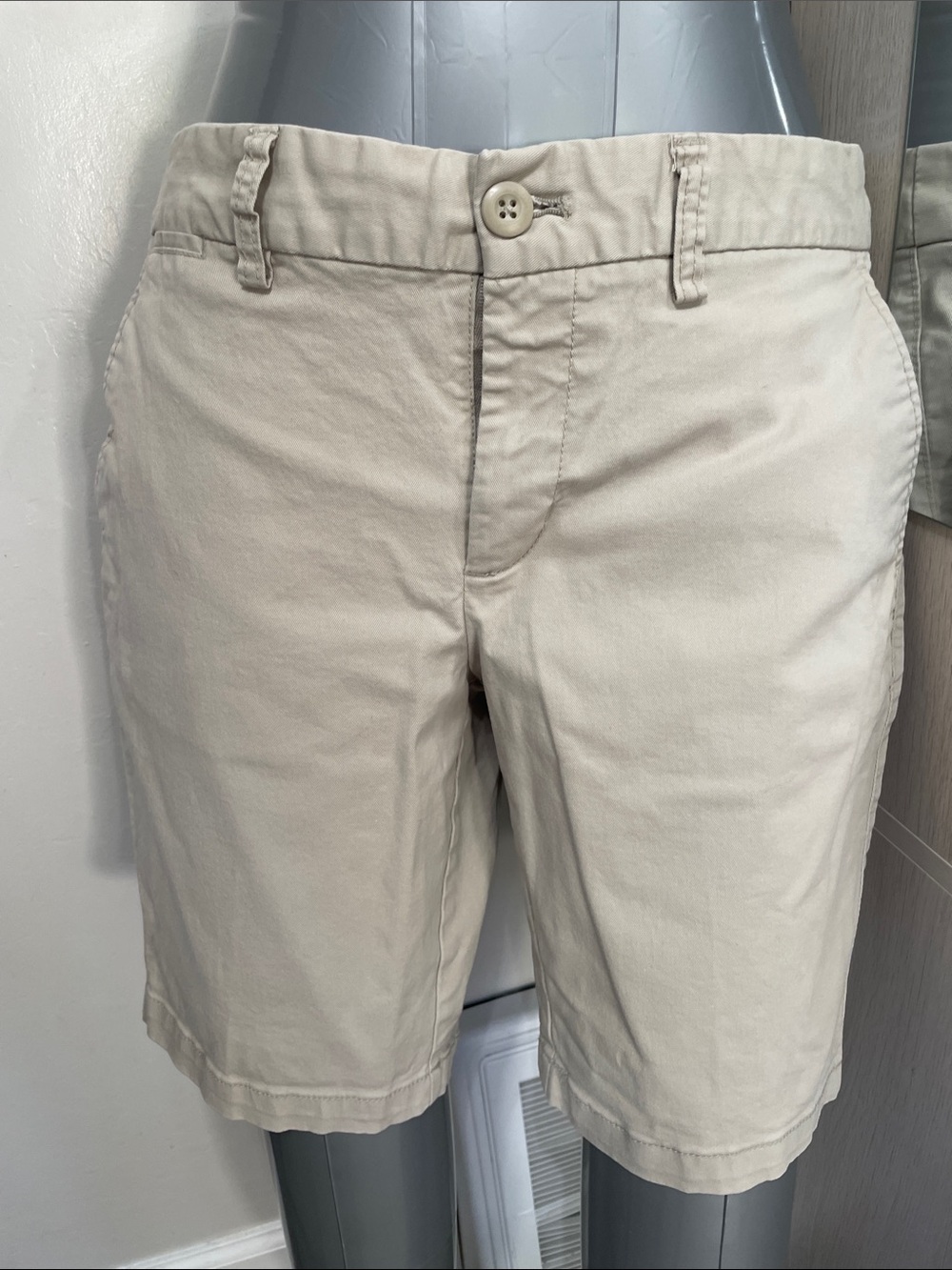 Women’s GAP Khaki 10" Bermuda Shorts - Light Khaki